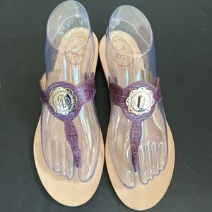 Jack Rogers 7.5 Larissa Purple Croc Embossed Leather Gold Turn-Lock Thong Sandal
